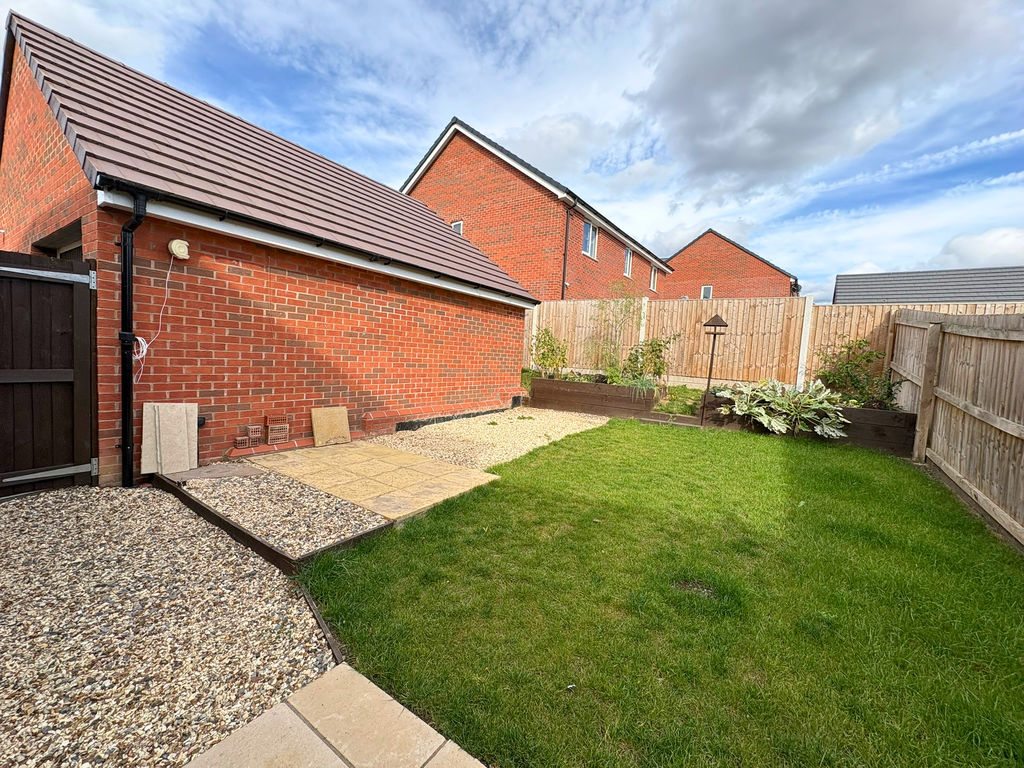 8 Bullrush Close